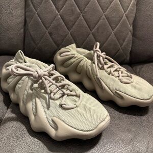 US Size 10 - Original Adidas Yeezy 450 Stone Flax EUC